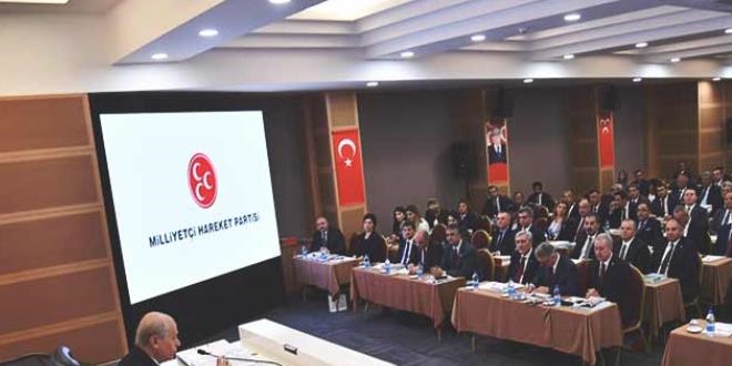 Adaylara MHP tavsiyesi: Traş olun, gülümseyin...