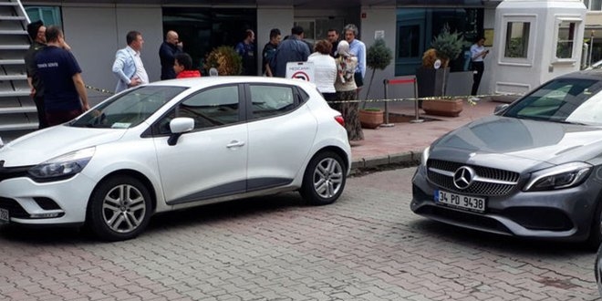 Saldırıya uğraya doktorun tedavisi yoğun bakımda sürüyor