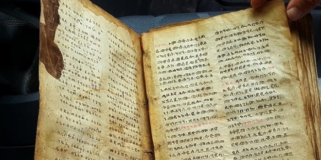 'İbranice el yazması büyü kitabı' operasyonu: 5 gözaltı