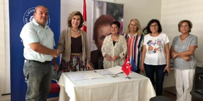 Belediye başkan aday adayından örnek davranış