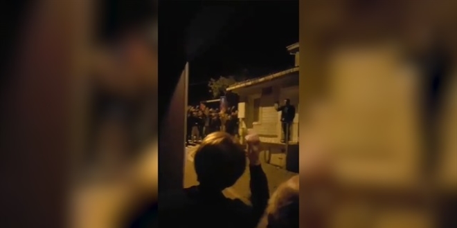 MHP, Akşener'in evine giden yönetimi görevden aldı