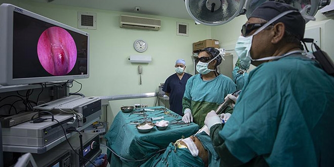 Sinzit ve polip ameliyatlarnda ' boyutlu' cerrahi