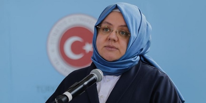 Bakan Selçuk: Kısa çalışma ödeneğini yakın zamanda planlıyoruz