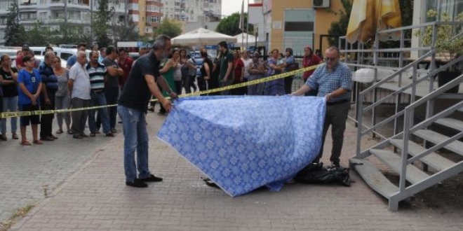 Çocukluk arkadaşının ardından kendiside intihar etti