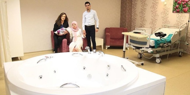 Devlet hastanesinde jakuzide doğum