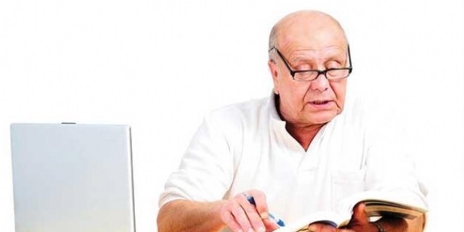 Emeklilere memurluk yolu açılıyor