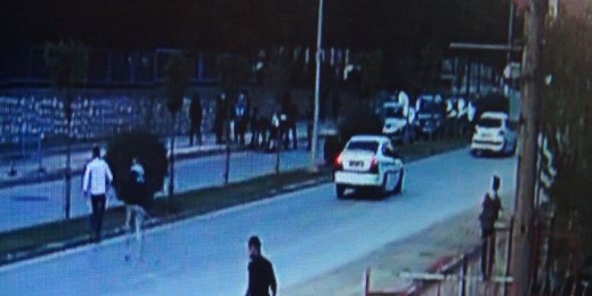 Doktor, çarptığı çocuğa ilk müdahaleyi kendi yaptı