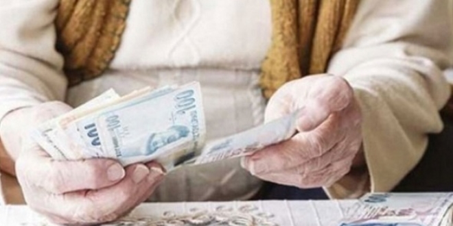 Emekliler borçlarını 24 aya kadar vadelendirebilecek