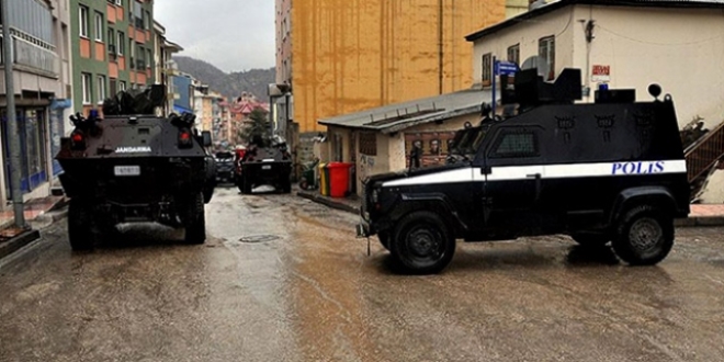Bitlis ili Hizan ilçesine bağlı bir köyde sokağa çıkma yasağı