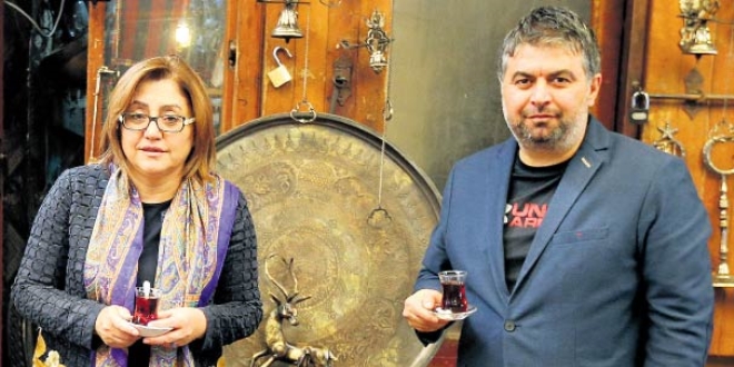 Fatma Şahin: Suriye'lilerin geri dönmelerini teşvik ediyoruz