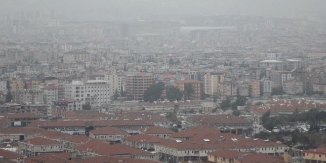 Hatay semalarn toz bulutlar kaplad