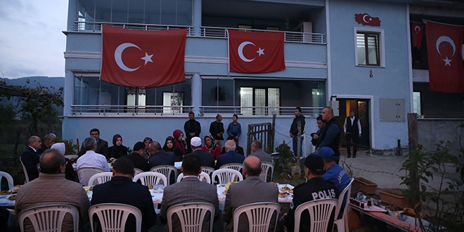 Düzce'de şehit ailesine berat verildi