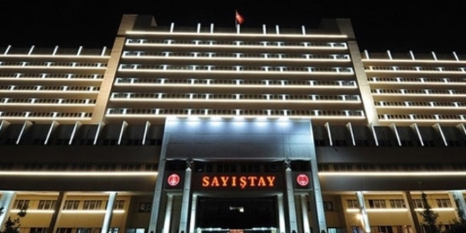 Sözleşmeli hastane yöneticisini, merkez teşkilatında çalıştırmayın uyarısı