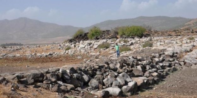 Baraj suyu çekilince arkeoloji parkı ortaya çıktı