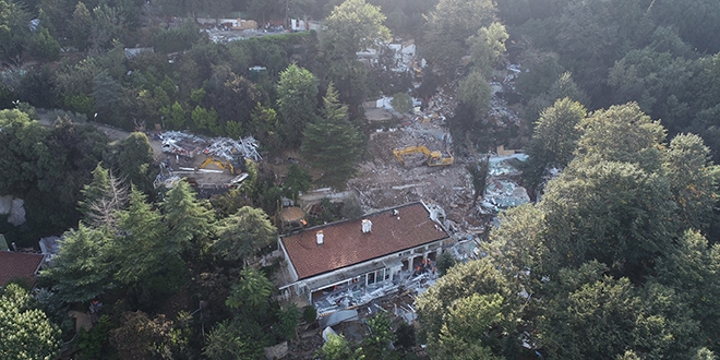 Adnan Oktar'ın villasından eser kalmadı