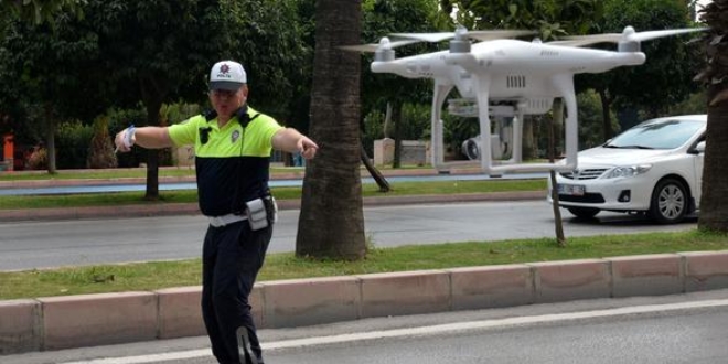 Hatalı sürücüler 'drone'dan kaçamadı