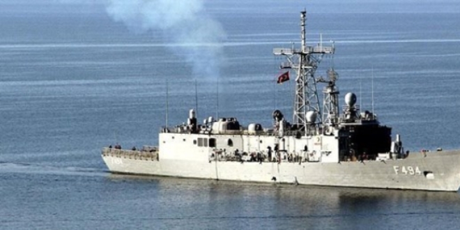 Türk gemisini taciz eden Yunan fırkateyni engellendi