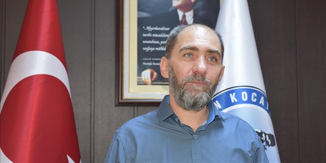 FETÖ'nün yaptıklarını il il gezerek öğrencilere anlatıyor