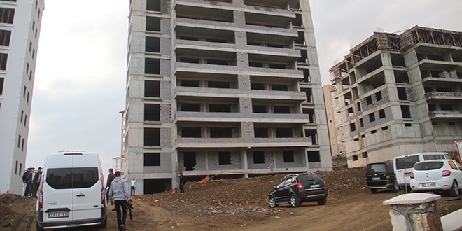 10'uncu kattan düşen inşaat işçisi hayatını kaybetti