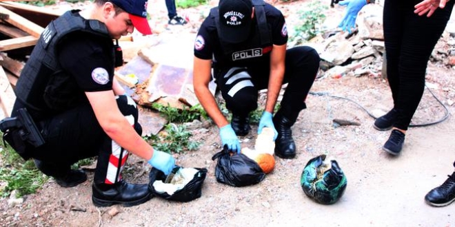 Uyuşturucu satıcılarından polise ilginç teklif