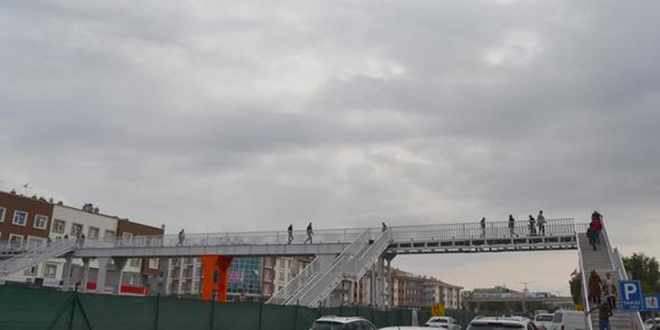 Ankara'da üst geçitler birleşti eziyet sona erdi