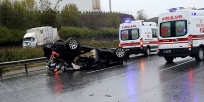 TEM'de zincirleme trafik kazas: 8 yaral