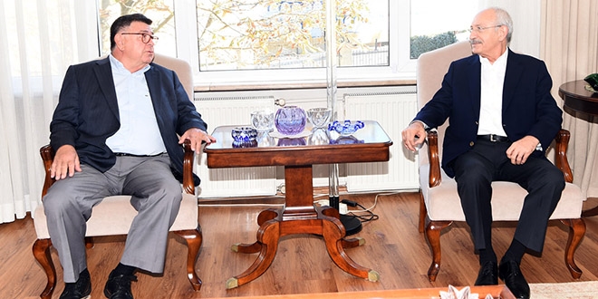 Kılıçdaroğlu'ndan Şahin Alpay'a taziye ziyareti