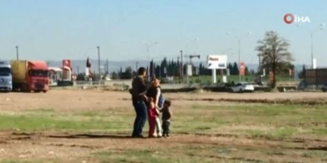 Çocuklarının gözleri önünde eşini döverek bayılttı!