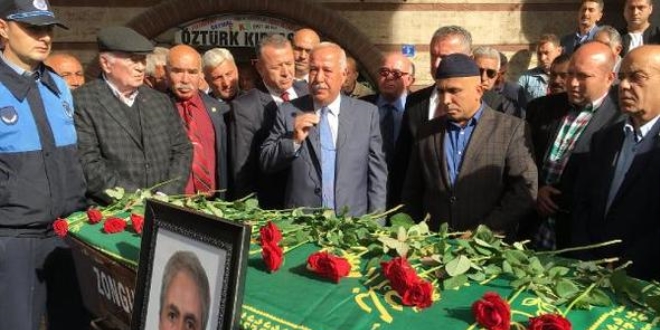 Lösemiden ölen meclis üyesi için tören düzenlendi