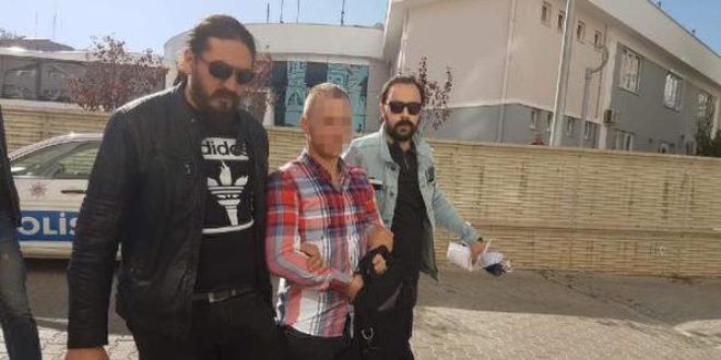 Hastaneden çaldığı cihazı geri bırakmak isterken yakalandı