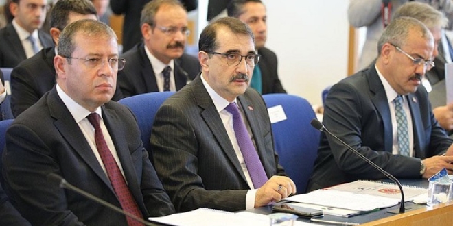 'Türkiye yenilenebilir enerjide yatırımlarına devam edecek'