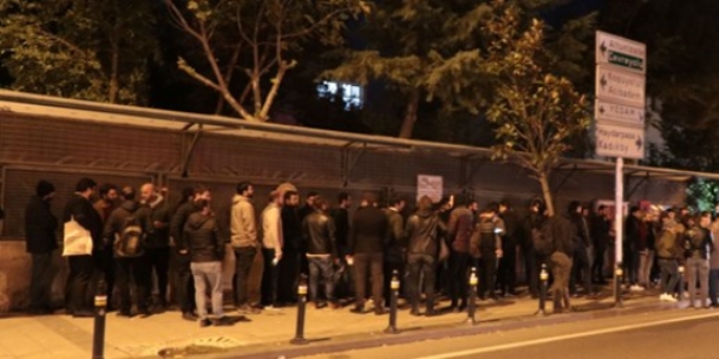 Askerlik şubelerinde yarın mesaiye devam edilecek