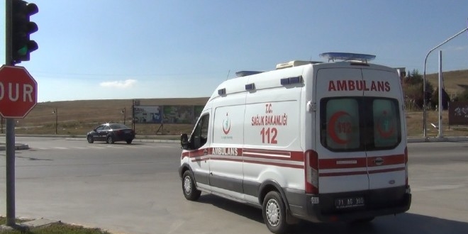 Ambulans yaklanca krmz k yeile dnecek