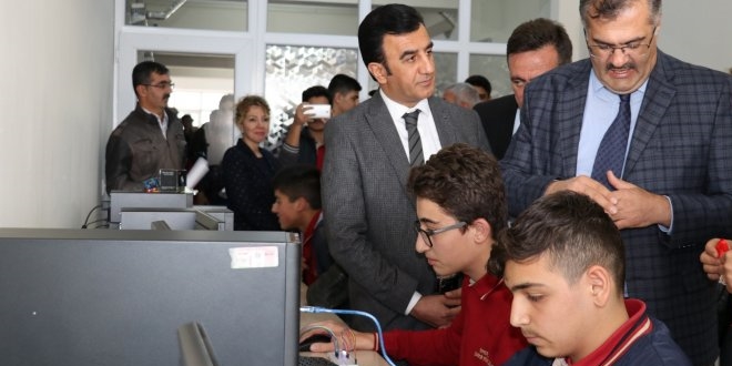 Şiddet gören doktordan eğitime anlamlı destek