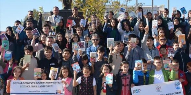 Milli Eğitim Müdürü'nden sosyal medya uyarısı