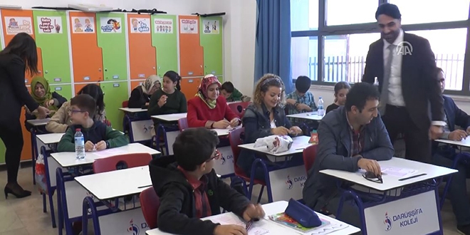 Veliler ve çocukları aynı sınavda ter döktü