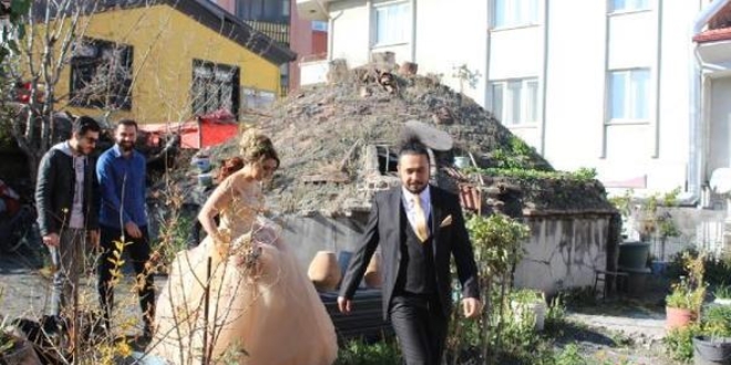 İlgi bekleyen tarihi hamamın gönüllü bekçisi