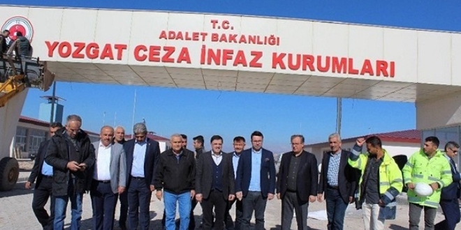 'Cezaevi bacasız fabrika gibi çalışacak, ekonomiye katkı sağlayacak'