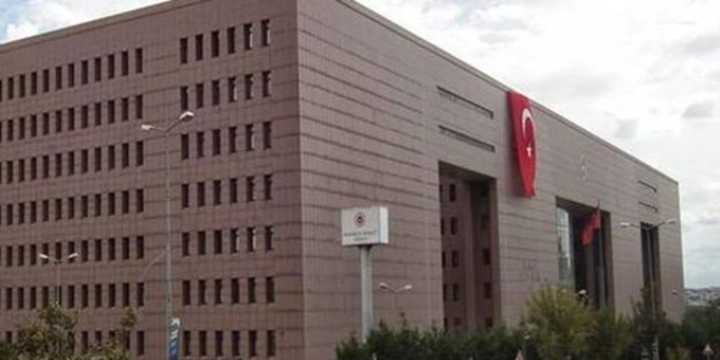'Kızına cinsel istismardan' tutuklanacağını anlayınca, adliyenin 2. katından atladı