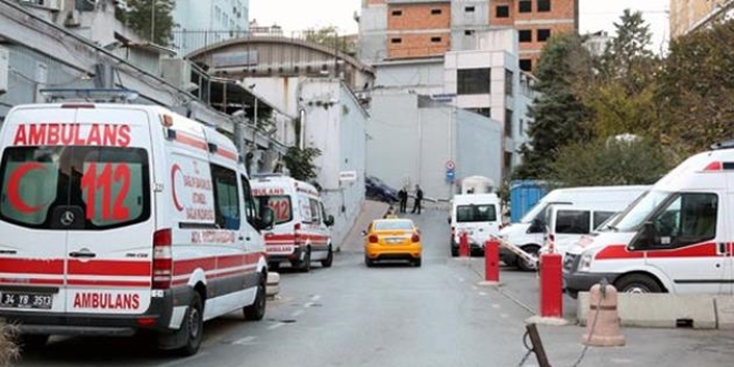 Hastanede park yznden ambulans ofrn baklad