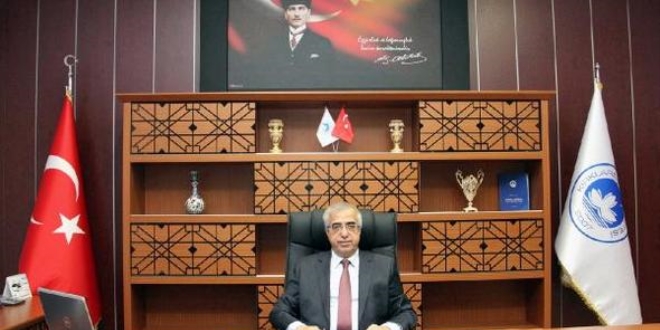 Rektör: Öğrencilerin istek ve taleplerini dinlemeliyiz
