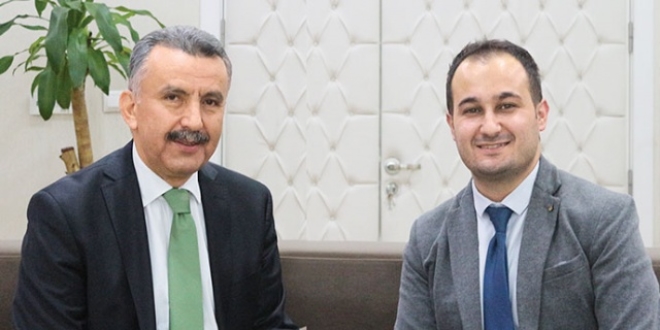 Kapısı hiç kapanmayan bürokrat!