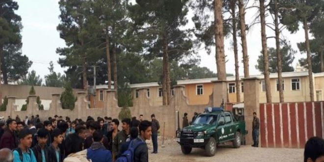 Afganistan'da FETÖ'ye ait okula baskın