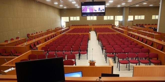 Mahkemeden FETÖ sanıklarının 'duruşmayı uzatma girişimine' ret