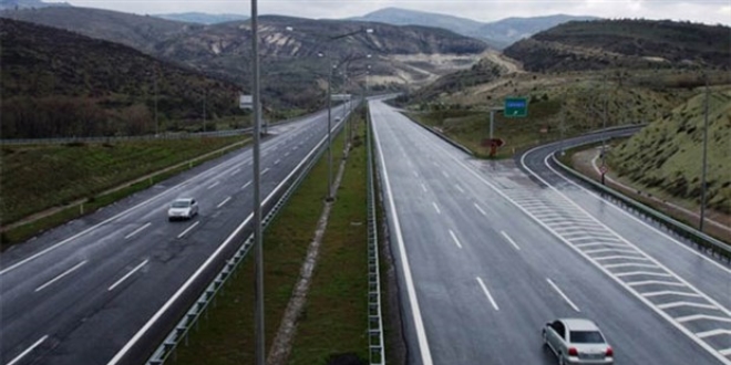 Gerede D-100 karayolundaki 70 km hız sınırına tepki