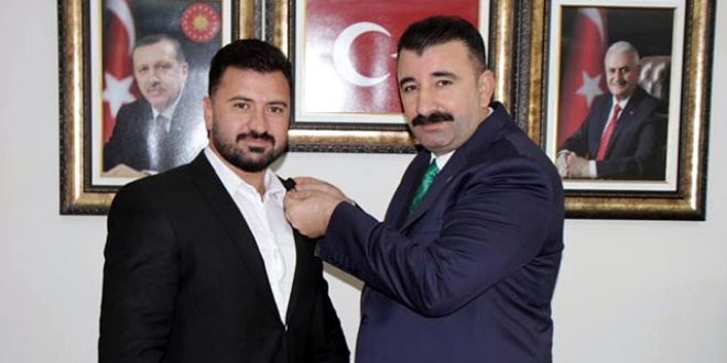 CHP'li meclis üyesi, AK Parti'ye geçti