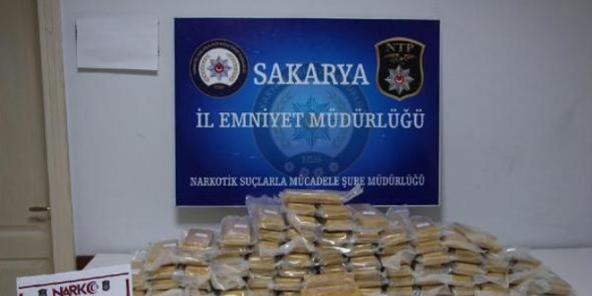 Sakarya'da 2 milyon lira değerinde eroin ele geçirildi