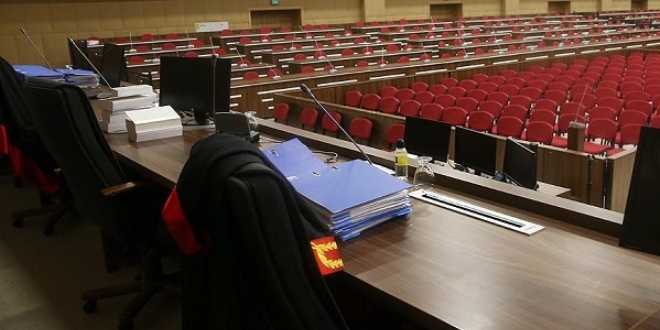 Darbe sanığından müştekiye tehdit