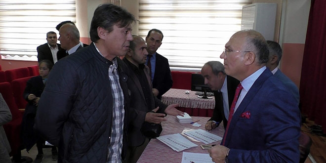 Şube Müdürü ile tartışan öğretmene soruşturma açıldı