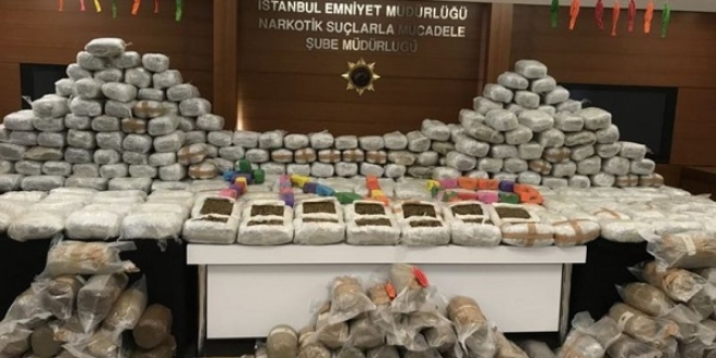 Polise 20 bin lira rüşvet teklif edince yakayı ele verdi